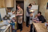 Налоговый кешбэк предложили предоставлять всем малообеспеченным семьям