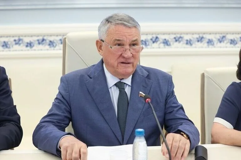 Сенатор Воробьев: Фестиваль «Наследники традиций» помогает сохранить народную культуру