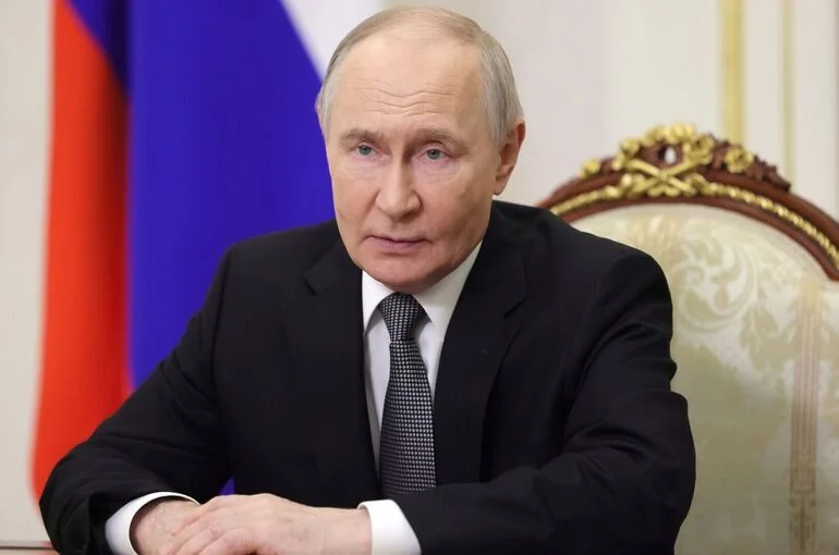 Путин анонсировал встречу с Алиевым