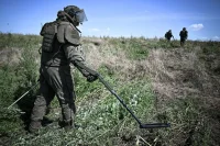 В Ленинградской области перекрыли дорогу из-за работ по разминированию