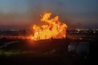 Более 100 человек эвакуировали в Кизилюрте из-за пожара на газопроводе