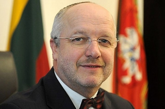 Литовская оппозиция обещает не добиваться отставки министра обороны