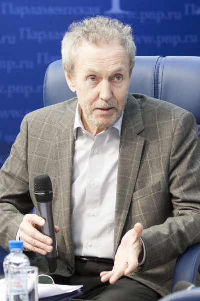 Валерий Трапезников: Законопроект «О золотых парашютах» нужно принимать в любом случае, но необходимо вносить поправки