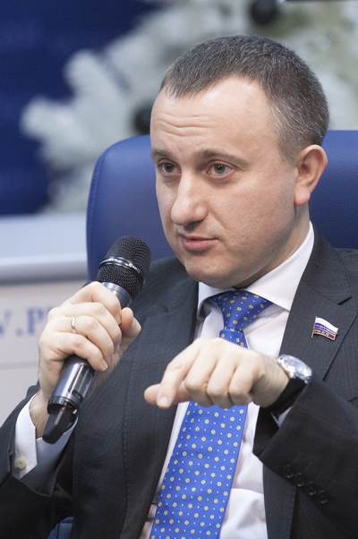 Бюджетные средства для поддержки отраслей экономики не доходят до адресатов, считает Антон Ищенко