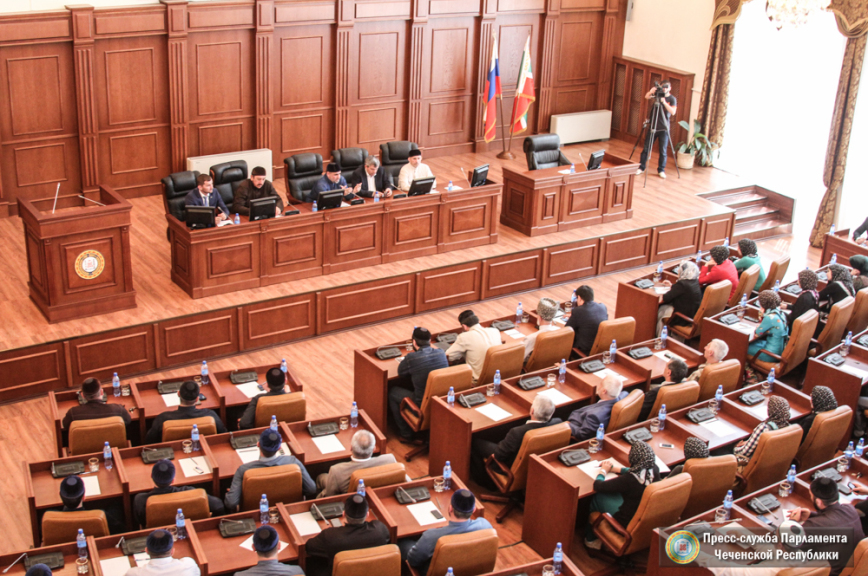 В Грозном обсудили вопросы духовно-нравственного воспитания молодёжи