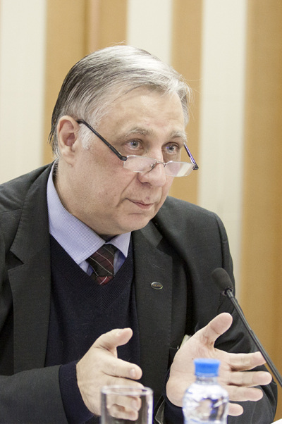 Александр Шариков: В вопросе информационной безопасности детей важнейшей проблемой остаётся просвещение родителей