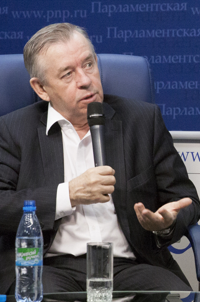 Евгений Колюшин