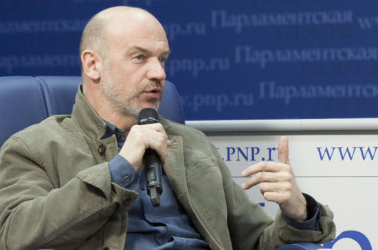 Антон Ланге: И в России, и за границей фотопроект «Россия из окна поезда» вызывает восторг у зрителей