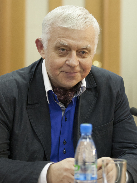 Заместитель Председателя Исполкома Международного сообщества писательских союзов (МСПС), секретарь Правления Союза писателей России Владимир Бояринов