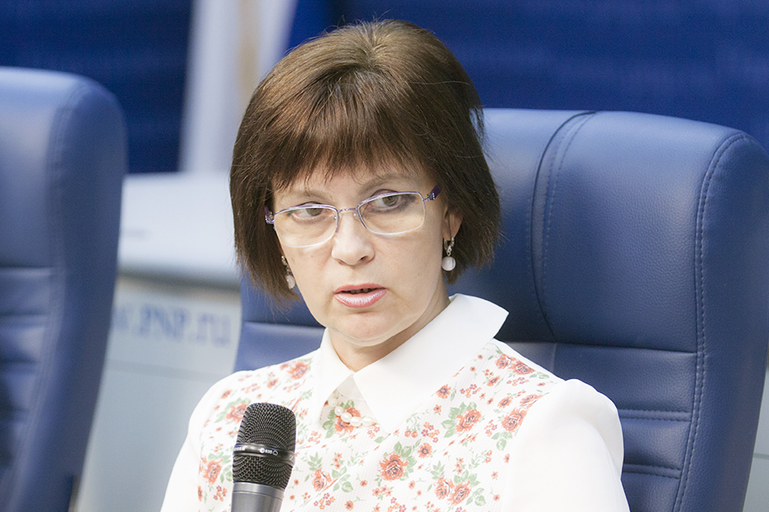 Член Комитета Совета Федерации по социальной политике Елена Попова
