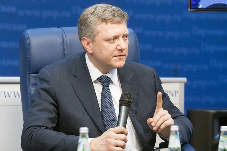 Заместитель председателя Комитета Госдумы по конституционному законодательству и государственному строительству Дмитрий Вяткин (фракция Единая Россия)
