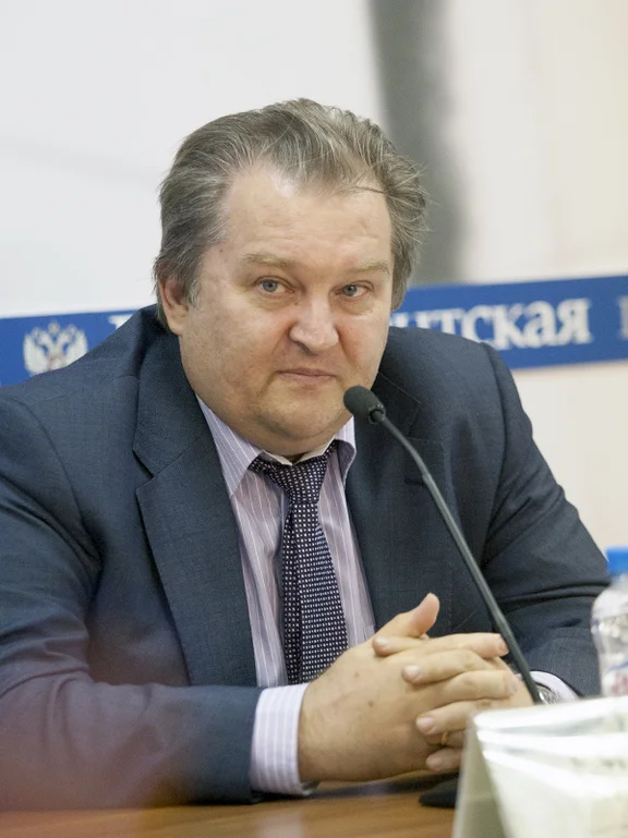 Первый заместитель председателя комитета Государственной Думы по экономической политике, инновационному развитию и предпринимательству Михаил Емельянов