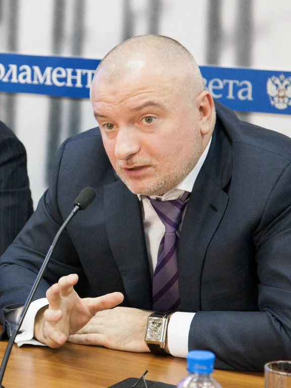 Глава Комитета Совета Федерации по конституционному законодательству Андрей Клишас 