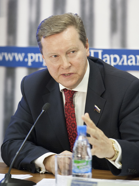 Член Комитета Государственный Думы по транспорту Олег Нилов