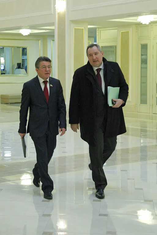 Виктор Озеров и Дмитрий Рогозин