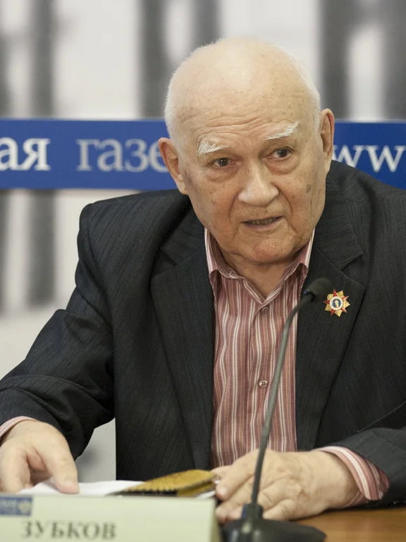 Контр-адмирал, ветеран ВМФ Радий Зубков