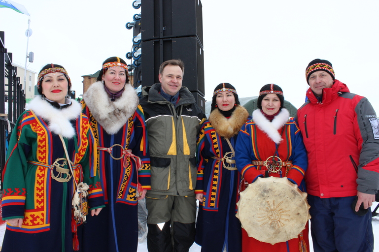  Праздник завершился выступлением народного ненецкого  ансамбля песни и танца «Хаяр»