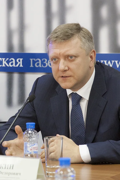 Заместитель председателя комитета Государственной Думы по конституционному законодательству и государственному строительству Дмитрий Вяткин