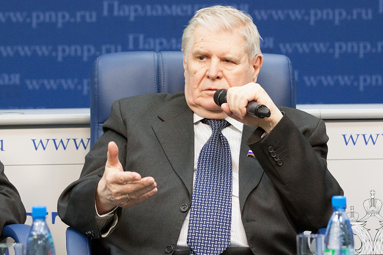 Член комитета Государственной Думы по бюджету и налогам Геннадий Кулик