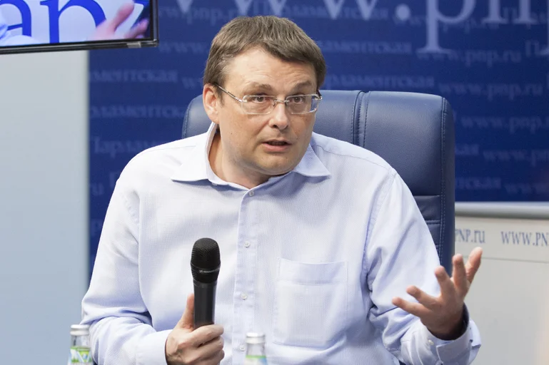 Член Комитета Госдумы по бюджету и налогам Евгений Фёдоров