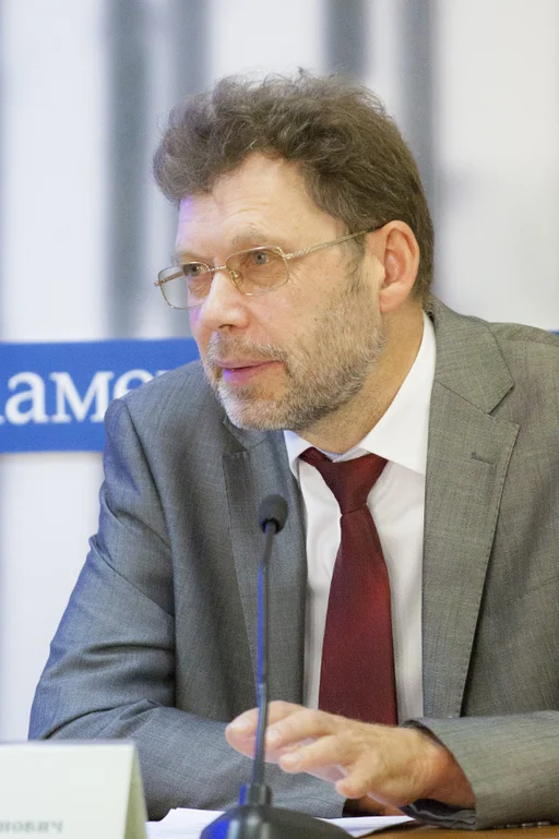 Президент Российской ассоциации общественного здоровья, доктор медицинских наук, профессор Андрей Дёмин