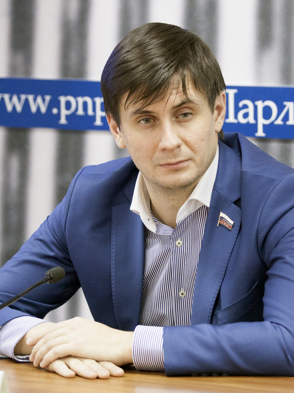 Первый заместитель Председателя Комитета Государственной Думы по информационной политике, информационным технологиям и связи Вадим Деньгин