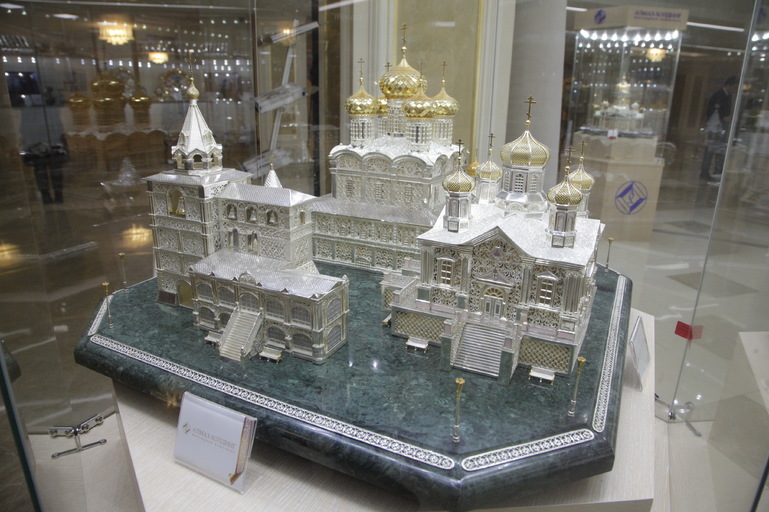 Работа костромских мастеров