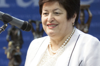 Заместитель Председателя Комитета Совета Федерации по социальной политике Людмила Козлова