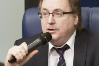 Заведующий кафедрой цивилизационного развития Востока НИУ ВШЭ, профессор Алексей Маслов