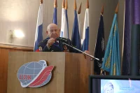 Советский космонавт № 11, первый человек, вышедший в открытый космос, дважды Герой Советского Союза Алексей Леонов