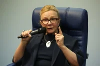 Первый зампред Комитета Совета Федерации по социальной политике Людмила Косткина