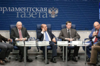 Участники дискуссии