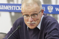 Профессор кафедры истории России Средневековья и раннего нового времени факультета архивного дела Историко-архивного института РГГУ и учебно-научного института русской истории РГГУ Игорь Курукин