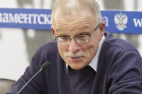 Профессор кафедры истории России Средневековья и раннего нового времени факультета архивного дела Историко-архивного института РГГУ и учебно-научного института русской истории РГГУ Игорь Курукин