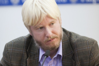 Заведующий кафедрой политической социологии Московской высшей школы социальных и экономических наук Василий Жарков