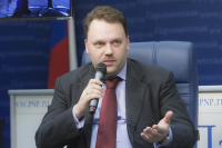 Член Комиссии ОП РФ по социальной структуре и ЖКХ Артем Кирьянов