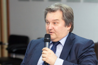Первый заместитель председателя комитета Государственной Думы по экономической политике, инновационному развитию и предпринимательству, член фракции Справедливая Россия Михаил Емельянов
