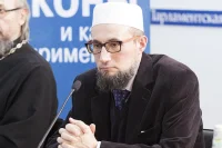 Заведующий отделом исламских исследований Института стран СНГ, представитель исламской конфессии Ильдар Сафаргалеев