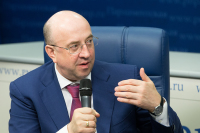 Председатель Комитета Госдумы по конституционному законодательству и государственному строительству, член фракции «Единая Россия» Владимир Плигин