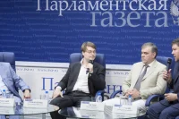 Участники дискуссии