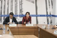 Участники дискуссии