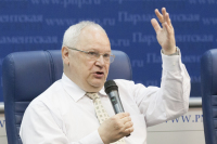 Заведующий кафедрой теории права и сравнительного правоведения НИУ ВШЭ Владимир Исаков