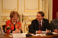 Председатель Госдумы Сергей Нарышкин и заместитель председателя Госдумы Людмила Швецова