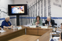 Участники дискуссии