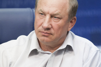 Первый заместитель председателя комитета Государственной Думы по делам национальностей Валерий Рашкин