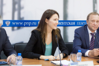 Участники дискуссии