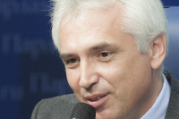 Первый заместитель декана факультета мировой экономики и мировой политики НИУ ВШЭ Игорь Ковалёв