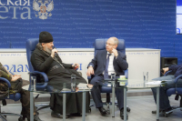 Участники дискуссии