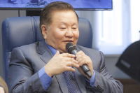 Член Комитета Госдумы по охране здоровья Федот Тумусов