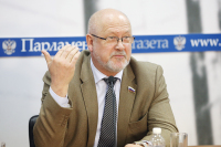 Член Комитета Совета Федерации по науке, образованию и культуре Андрей Соболев 